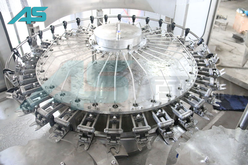 如何促進(jìn)PET瓶灌裝機(jī)市場(chǎng)的圓滿的成功