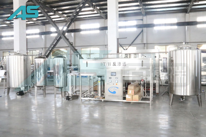 科技的發(fā)展帶動(dòng)了PET瓶灌裝機(jī)技術(shù)的飛躍