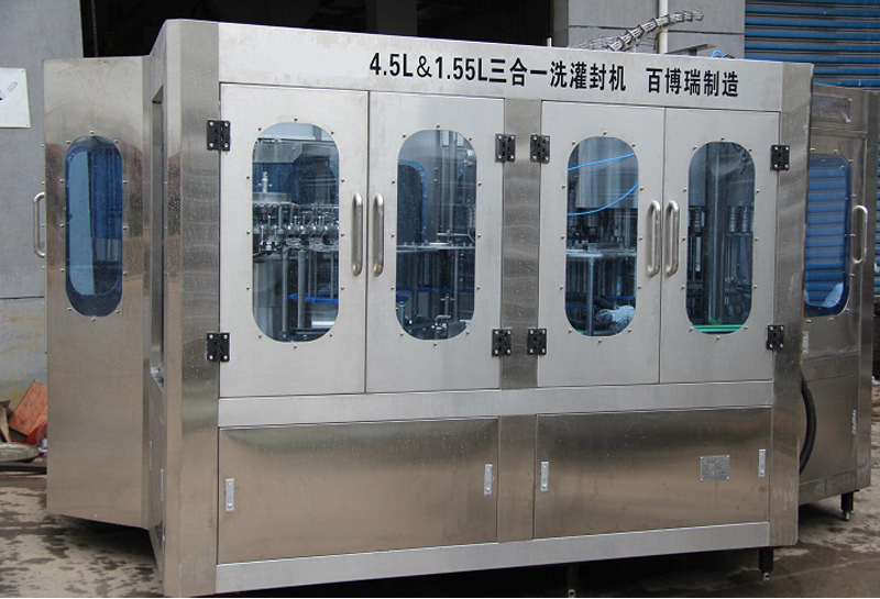 灌裝機(jī)是如何影響我們生活的